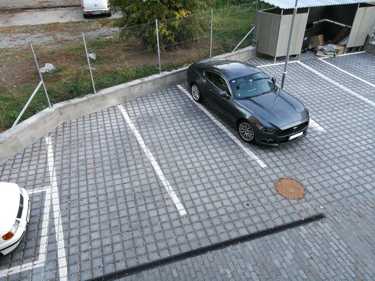 Bein Apartment With Parking Μπρνο Εξωτερικό φωτογραφία